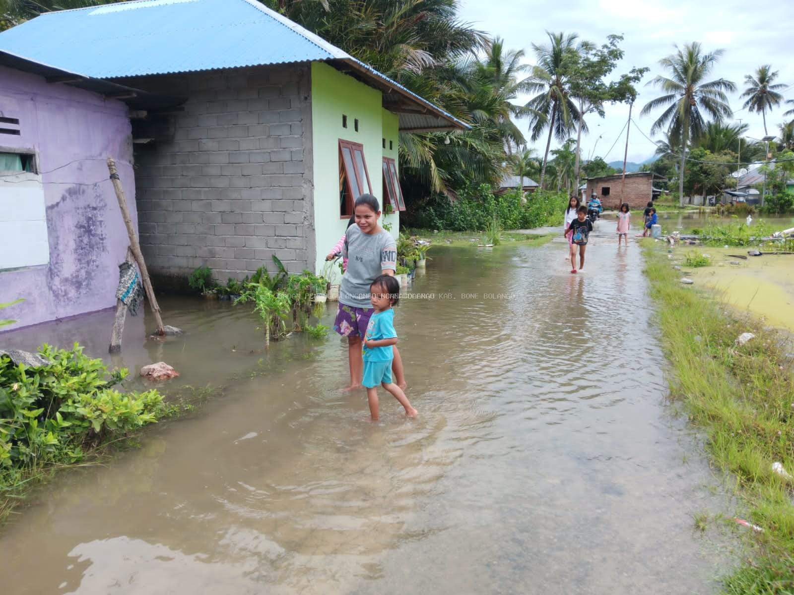 Desa Toto Utara dan Desa Toto selatan dilanda banjir